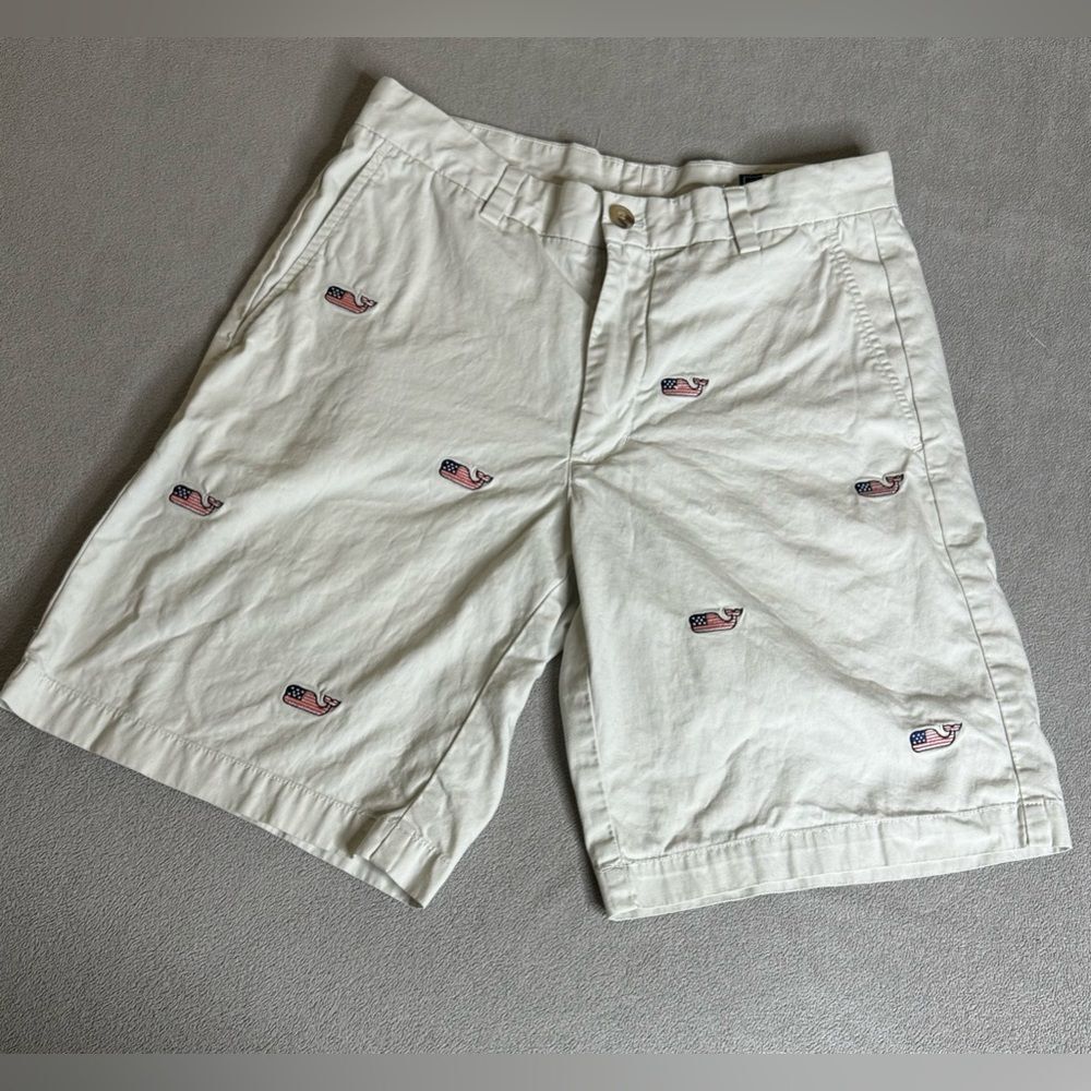 Vineyard Vines Men’s Khaki Flag Whale FOJ Club Shorts size 30